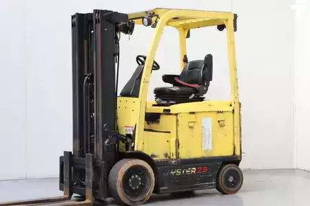 Elektro čtyřkolový VZV 2018  Hyster E2.5XN (1)