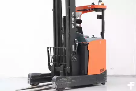 Työntömastotrukki 2019  BT RRE250H (1)