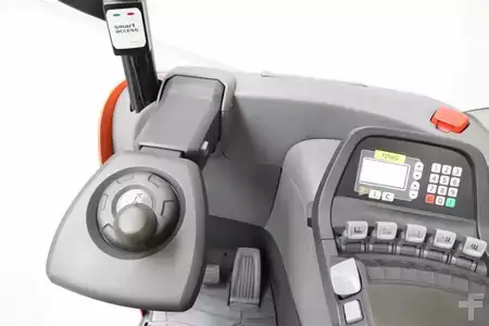 Työntömastotrukki 2019  BT RRE250H (3)
