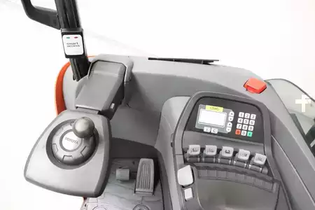 Carretilla retráctil 2019  Toyota RRE250H (3)