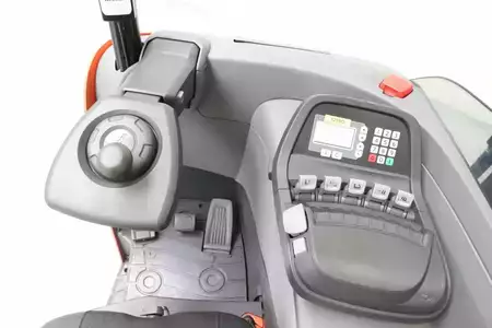 Retráctil 2020  Toyota RRE250H (3)