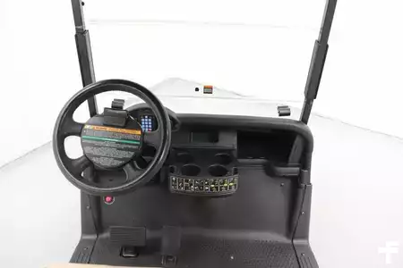 Sonstige 2019  E-Z-GO RXV Shuttle 2+2 (3)
