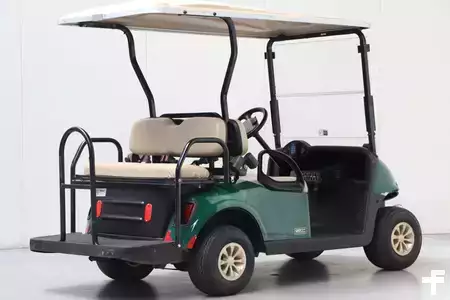 Sonstige 2019  E-Z-GO RXV Shuttle 2+2 (2)
