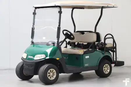 Sonstige 2019  E-Z-GO RXV Shuttle 2+2 (1)