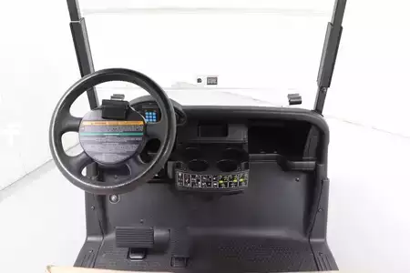 Sonstige 2019  E-Z-GO RXV Shuttle 2+2 (3)