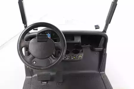 Sonstige 2018  E-Z-GO RXV Shuttle 2+2 (3)