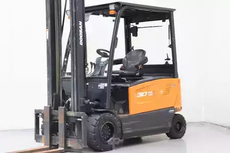 Elektro čtyřkolový VZV 2021  Doosan B30X-7 (1)