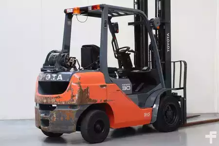 LPG heftrucks 2017  Toyota 02-8FGF30 (2)