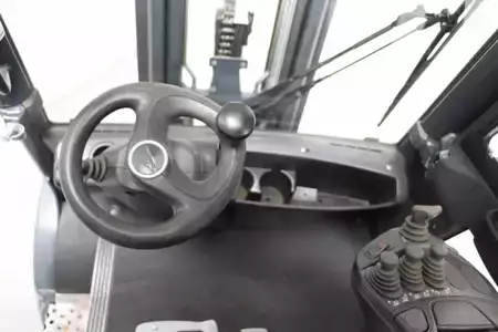 Wózki widłowe diesel 2019  Linde H30D-02 (3)
