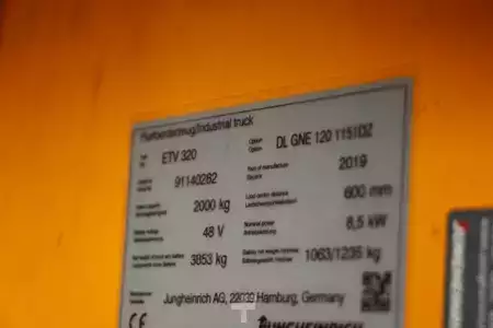 Carretilla retráctil 2019  Jungheinrich ETV 320 (4)