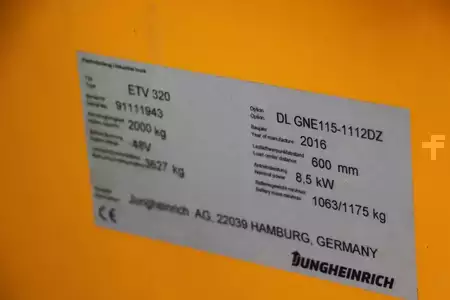 Carretilla retráctil 2016  Jungheinrich ETV 320 (4)