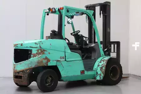 Dieselstapler 2016  Mitsubishi FD55NT (2)