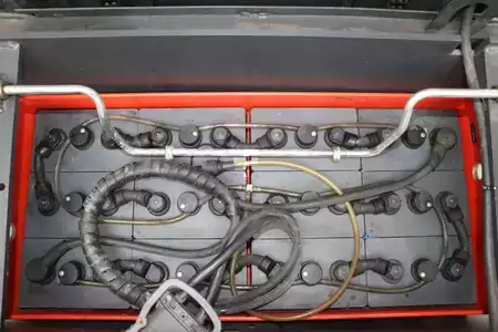 Vertikální vychystávací vozík 2017  Linde V10-02 (6)