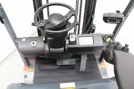Chariots électriques à 4 roues 2019  Toyota 8FBMT25 (3)
