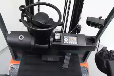 Chariots électriques à 4 roues 2019  Toyota 8FBMT25 (3)