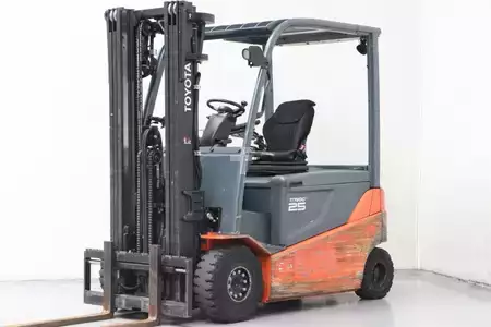 Chariots électriques à 4 roues 2019  Toyota 8FBMT25 (1)