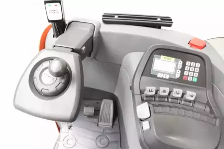 Retráctil 2018  Toyota RRE160H (3)