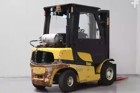 Treibgasstapler 2007  Yale GLP30VX (2)