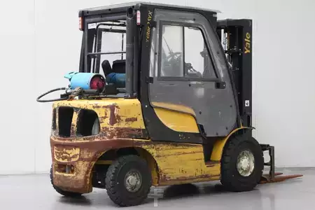Gas truck 2012  Yale GLP25VX (2)