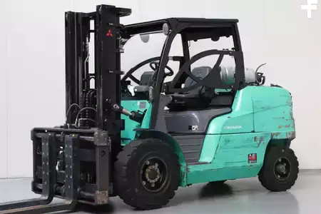 Chariots élévateurs GPL 2012  Mitsubishi FG55N (1)