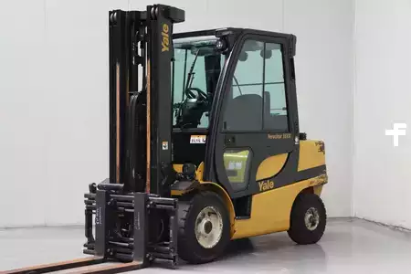 Carretilla elevadora GLP 2020  Yale GLP35VX (1)