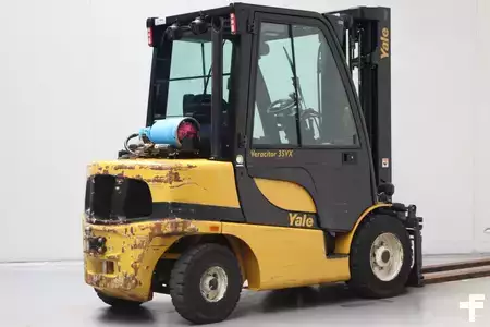 Carretilla elevadora GLP 2020  Yale GLP35VX (2)
