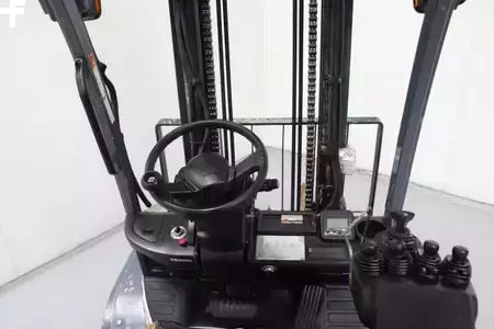 Dieselový VZV 2019  Toyota 06-8FDJ35F (3)