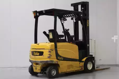 4-wiel elektrische heftrucks 2017  Yale ERP30VL (2)