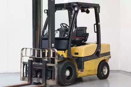 Diesel Forklifts 2013  Yale GDP35VX (1)
