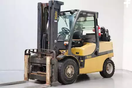 Carrelli elevatori diesel 2011  Yale GDP50VX (1)