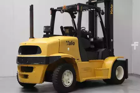 Dieseltrukki 2014  Yale GDP70VX (2)