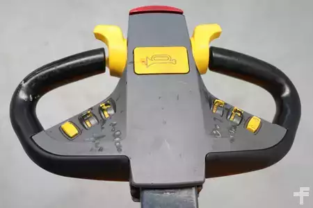 Ruční vysokozdvižný vozík 2018  Combilift COMBI WR4 (3)