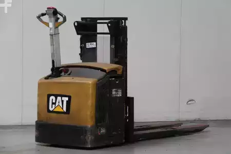 Ruční vysokozdvižný vozík 2009  CAT Lift Trucks NSP16N (2)