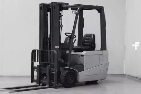 3-wiel elektrische heftrucks 2008  Nissan 1N1L18Q (1)