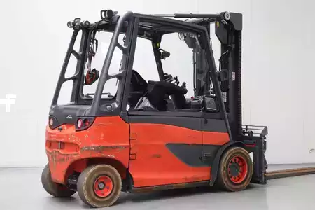 Sähkö - 4 pyör 2018  Linde E50HL-01/600 (2)