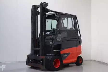 Elektromos 4 kerekű 2019  Linde E45HL-01/600 (1)