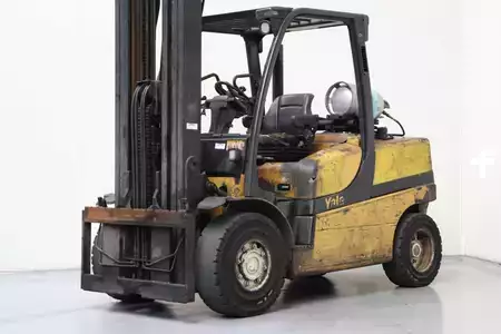 LPG heftrucks 2017  Yale GLP50VX (1)