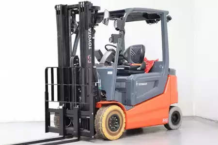 4-wiel elektrische heftrucks 2023  Toyota 9FBM25T (1)