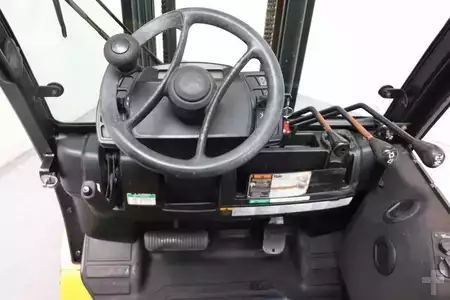 Carrelli elevatori GPL 2015  Yale GLP30VX (3)