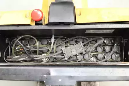 Transpallet elettrici 2015  Yale MP16 (5)