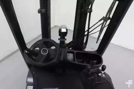 Treibgasstapler 2019  Linde H16T-01 (3)
