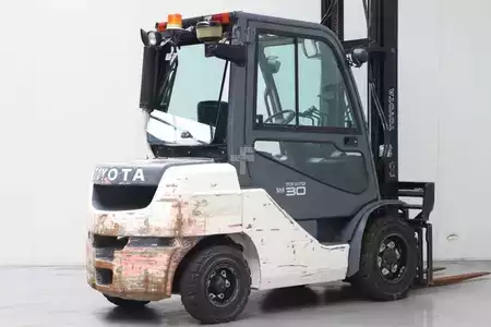 Diesel Forklifts 2008  Toyota 02-8FDF30 (2)