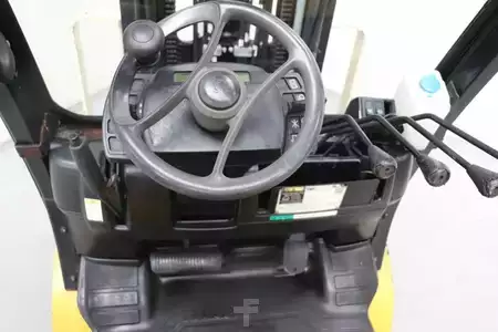 Diesel heftrucks 2010  Yale GDP30VX (3)