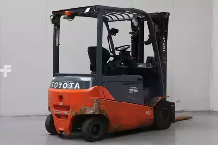 Carrelli elettrici 4 ruote 2020  Toyota 8FBMT25 (2)