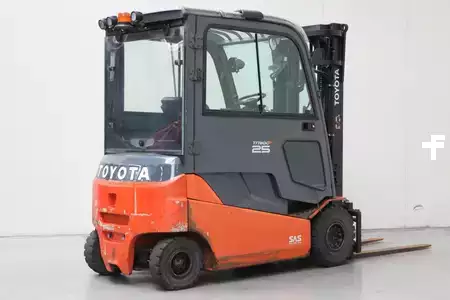 Carrelli elettrici 4 ruote 2020  Toyota 8FBMT25 (2)