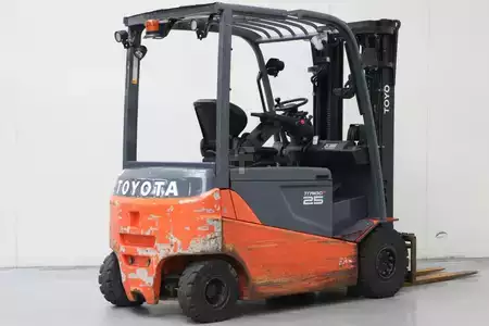 Carrelli elettrici 4 ruote 2020  Toyota 8FBMT25 (2)