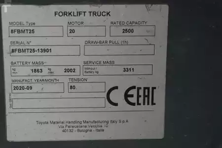 Carrelli elettrici 4 ruote 2020  Toyota 8FBMT25 (4)