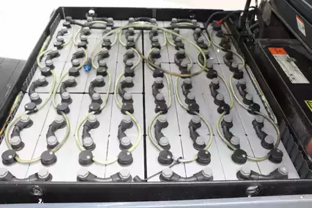 Eléctrico - 4 rodas 2020  Toyota 8FBMT25 (5)