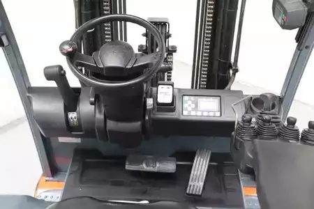 Eléctrico - 4 rodas 2020  Toyota 8FBMT25 (3)