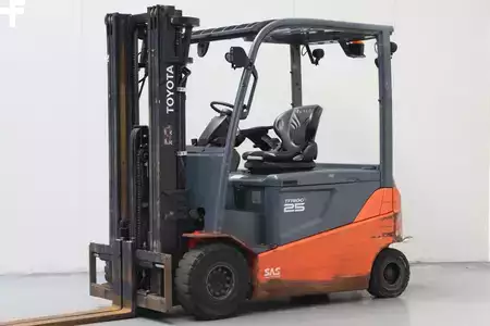 Eléctrico - 4 rodas 2020  Toyota 8FBMT25 (1)